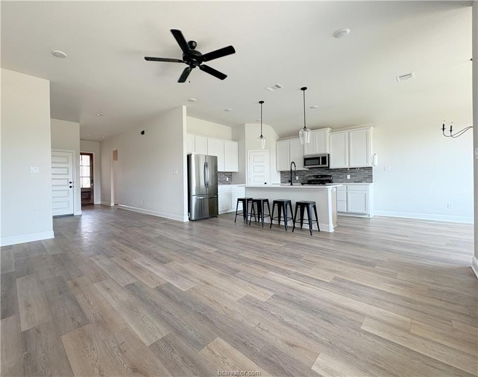 5930 Eldora Dr - Photo 3 of 16