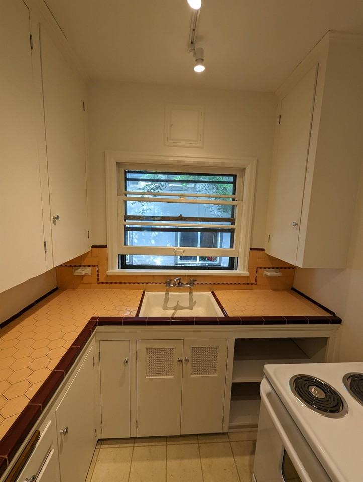 Overton Court - Photo 6 of 17