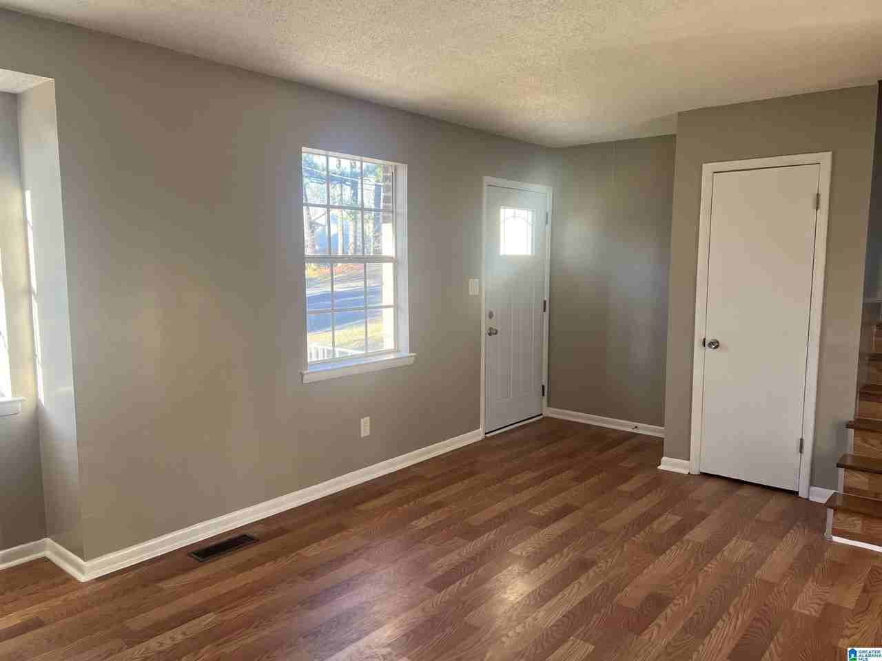 5263 Cornell Dr - Photo 4 of 26