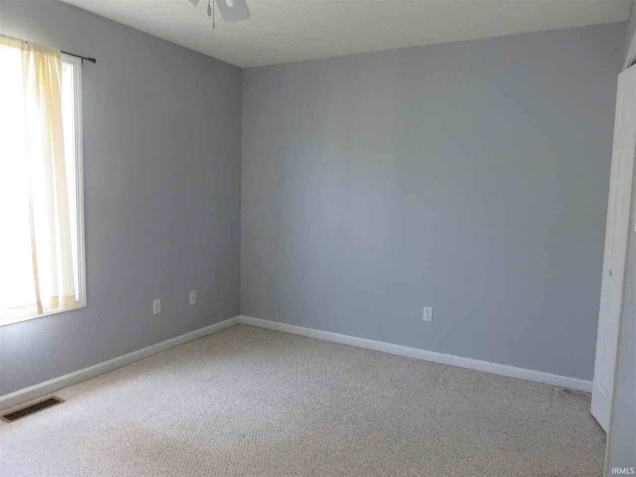 3432 S Oaklawn Cir - Photo 6 of 13