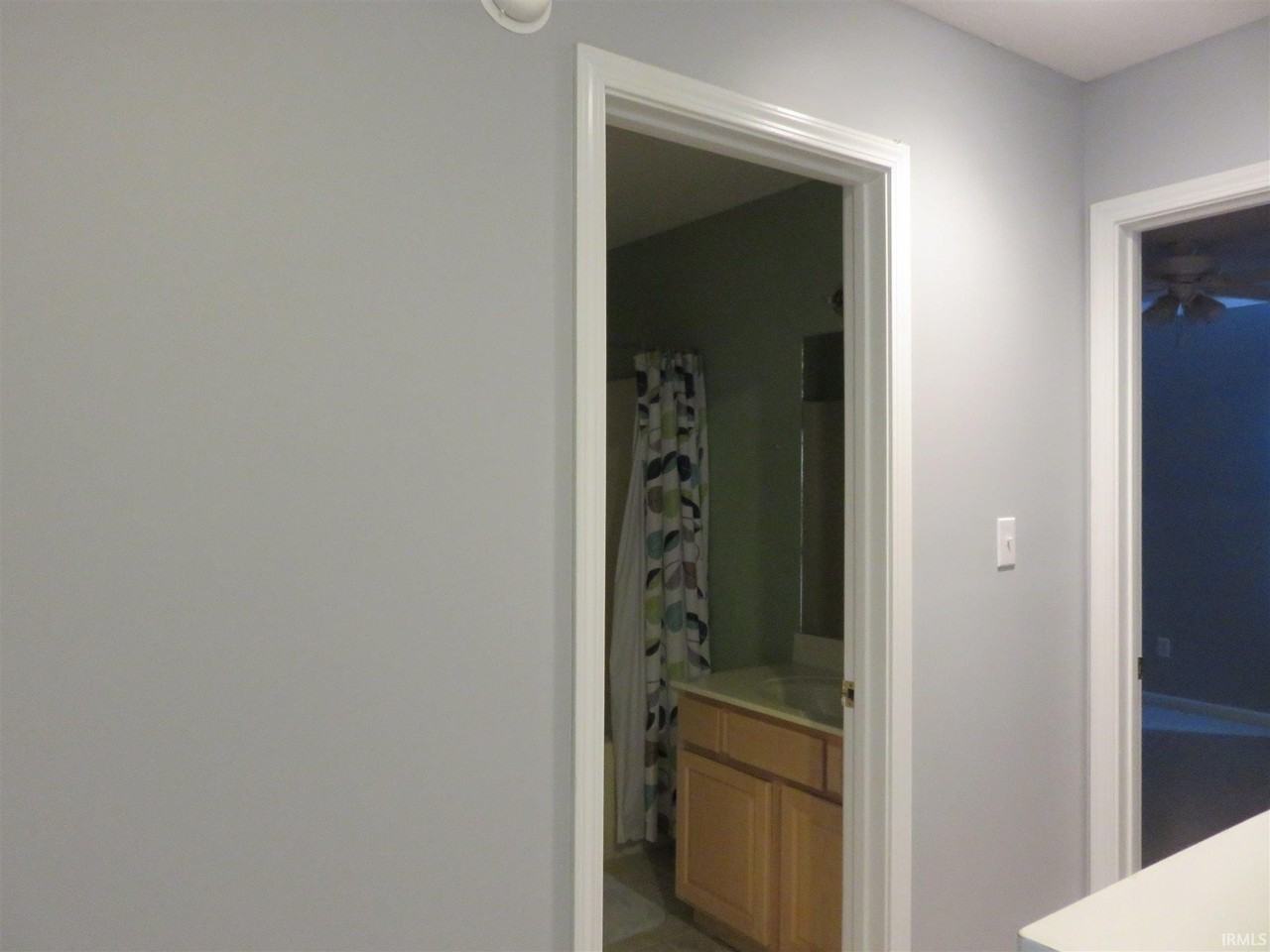 3432 S Oaklawn Cir - Photo 7 of 13