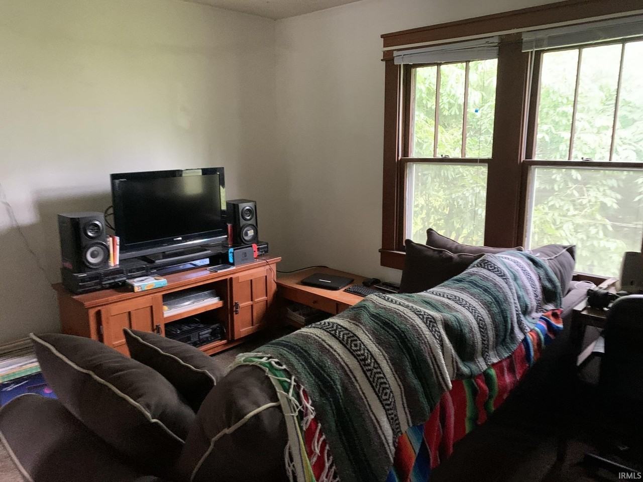 2607 S Rockport Rd - Photo 2 of 18