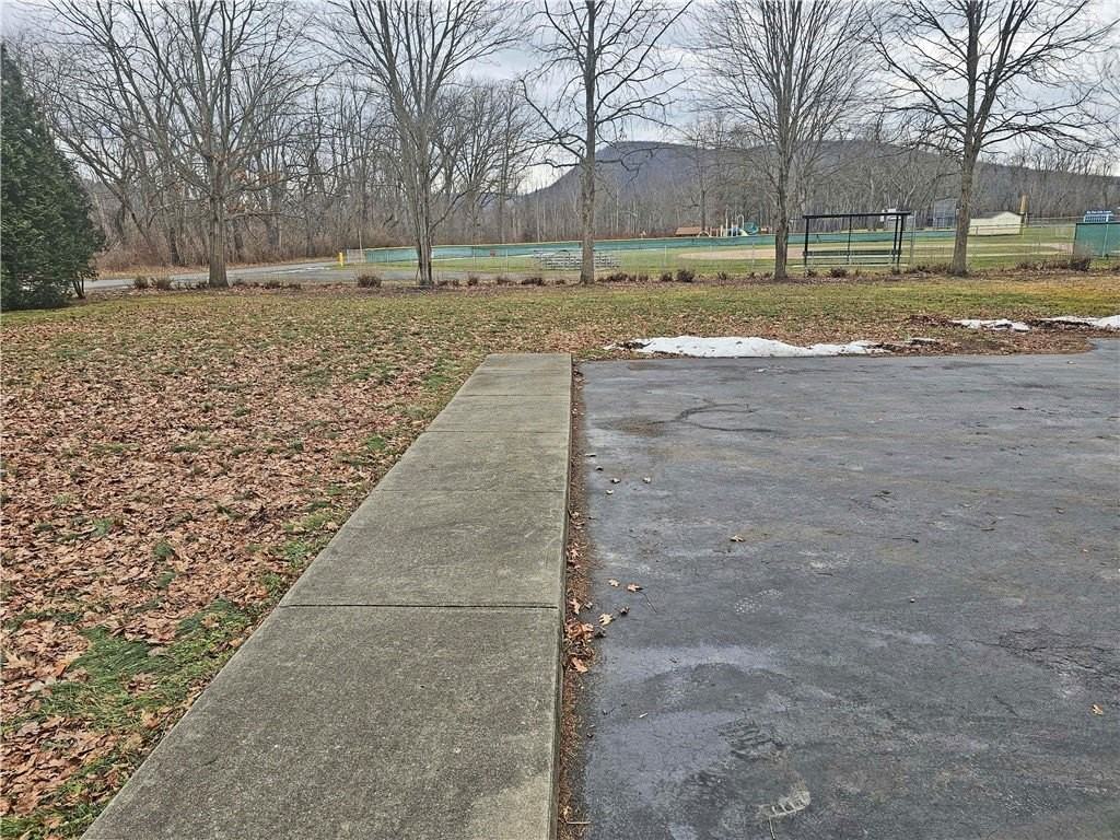 118 Main St - Photo 3 of 16