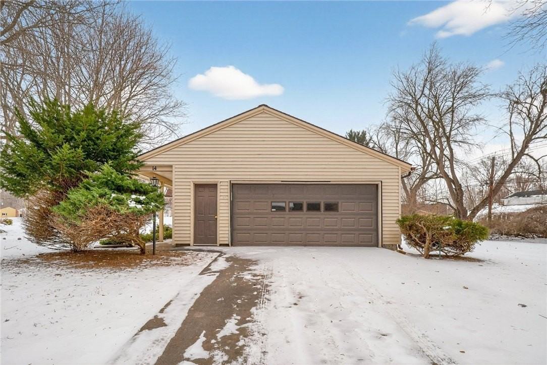 14 Kingswood Dr - Photo 2 of 34