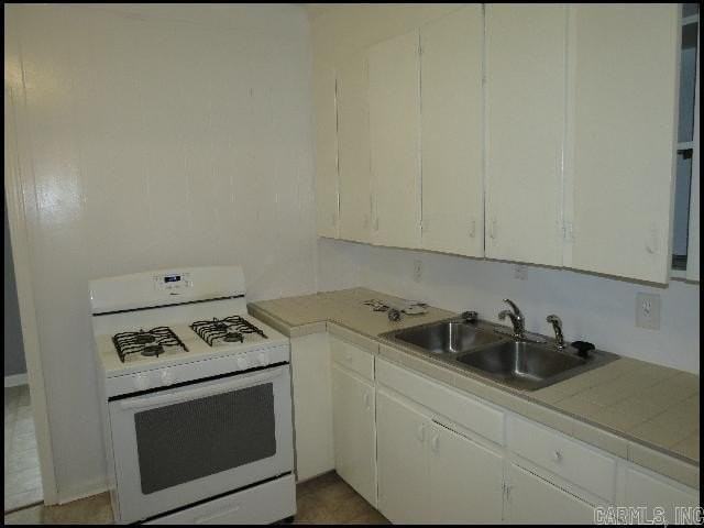 4115 C St - Photo 6 of 21