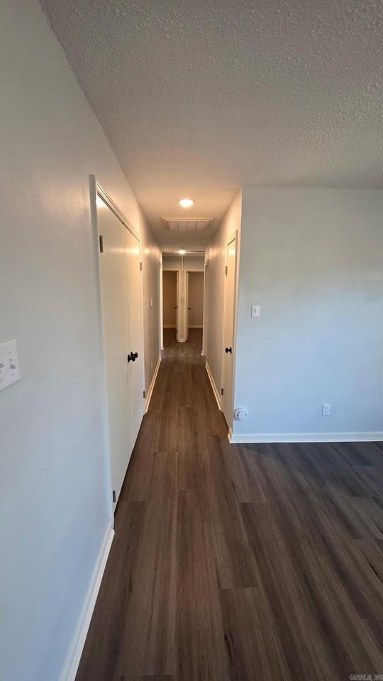 2400 Covenant Cv - Photo 5 of 12