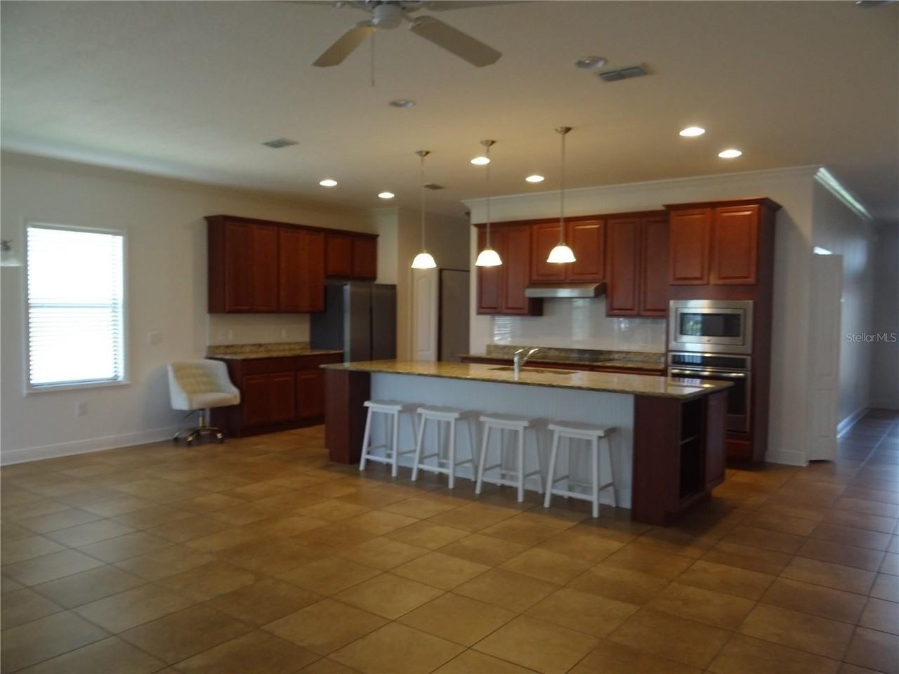 4052 River Bank Way - Photo 6 of 20