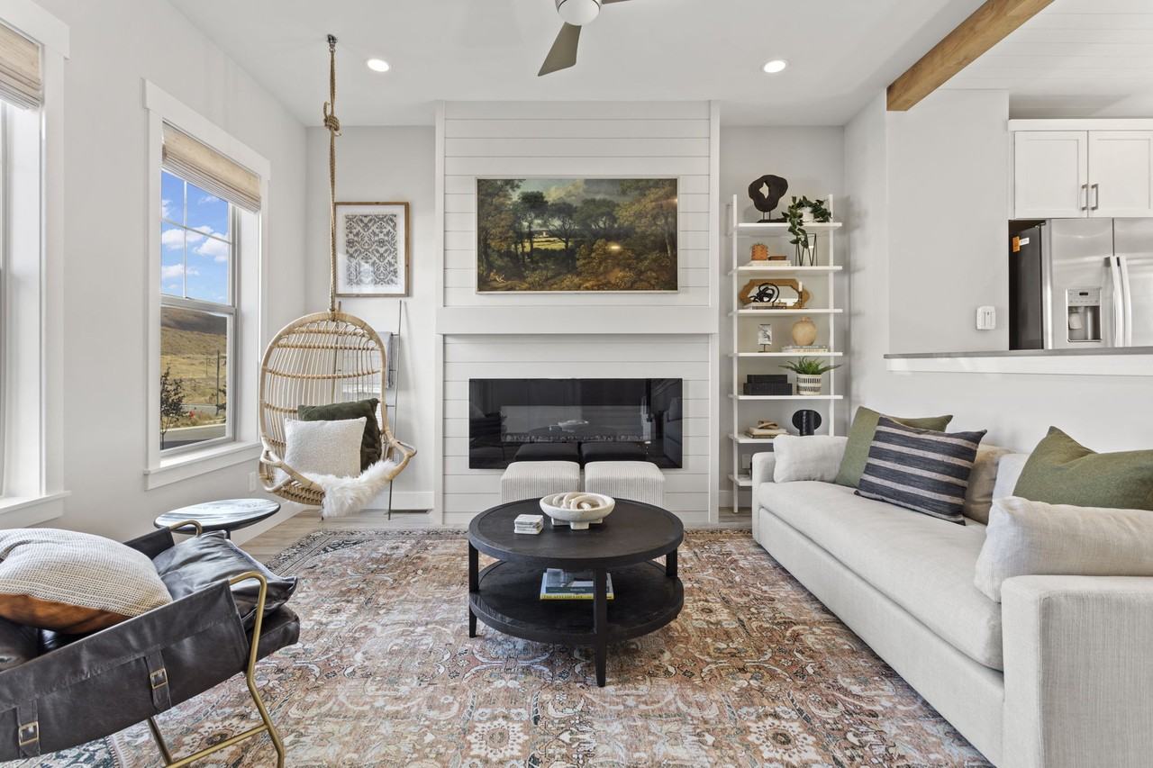 1031 W Wasatch Spring Rd #1 - Photo 2 of 42