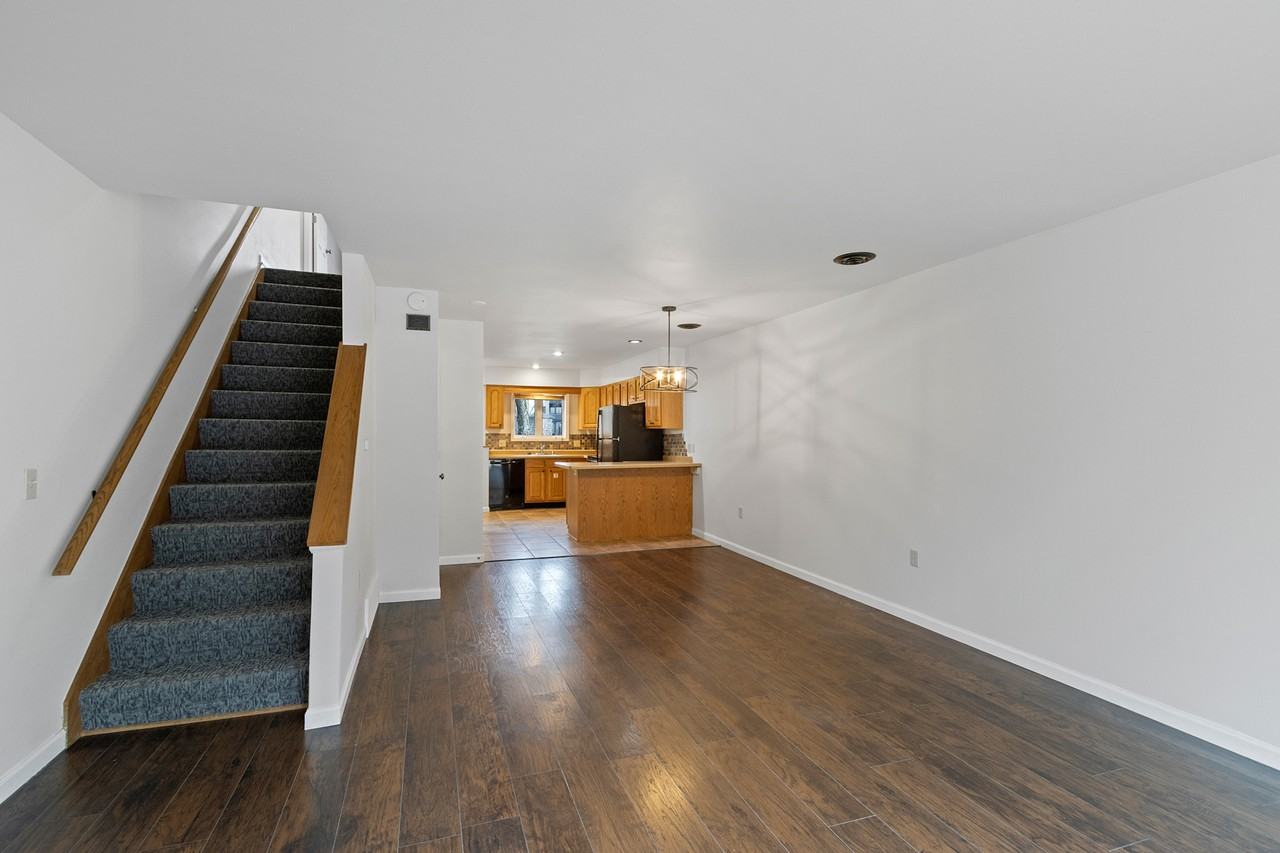 Lake Point Commons - Photo 6 of 50