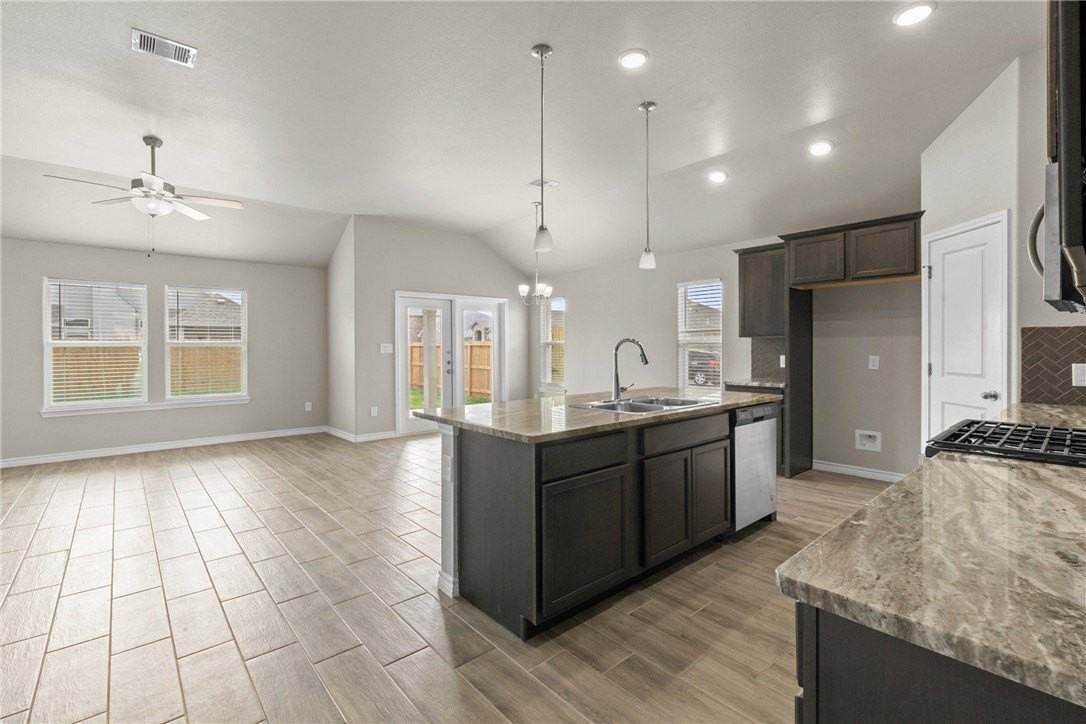 1353 Trent Park Ln - Photo 3 of 22