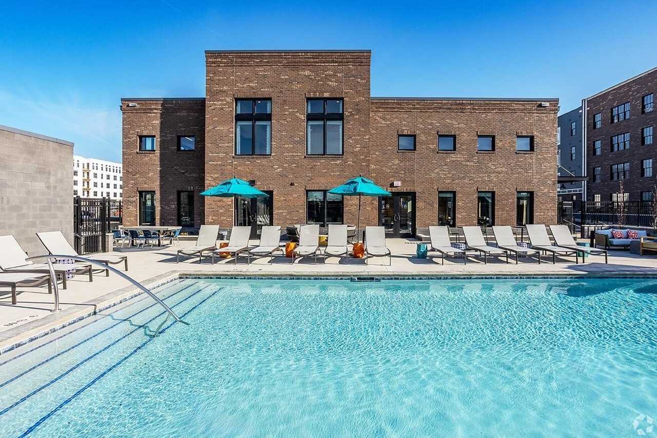 Lusso Ave #206 - Photo 7 of 36