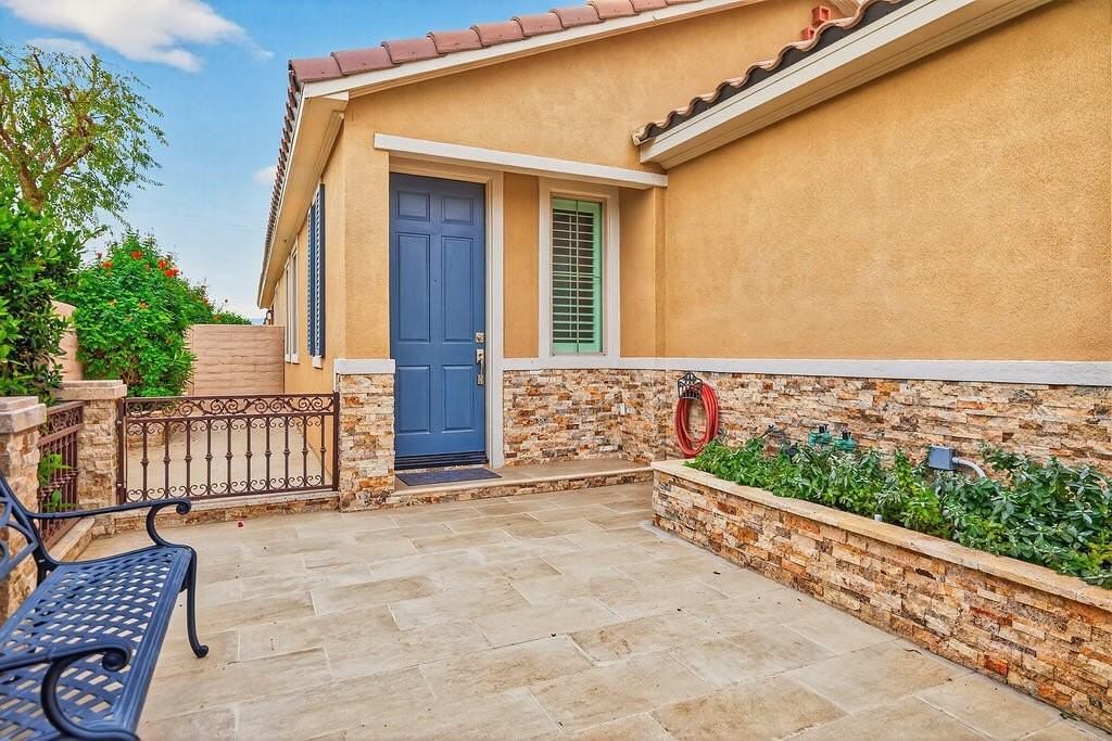 81543 Avenida Celaya - Photo 3 of 31