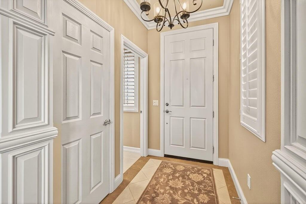 81543 Avenida Celaya - Photo 4 of 31