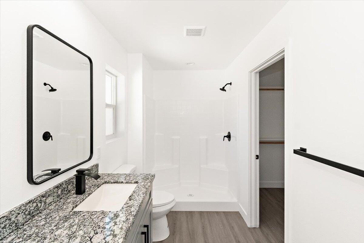 Cahuilla Ave #B - Photo 4 of 29