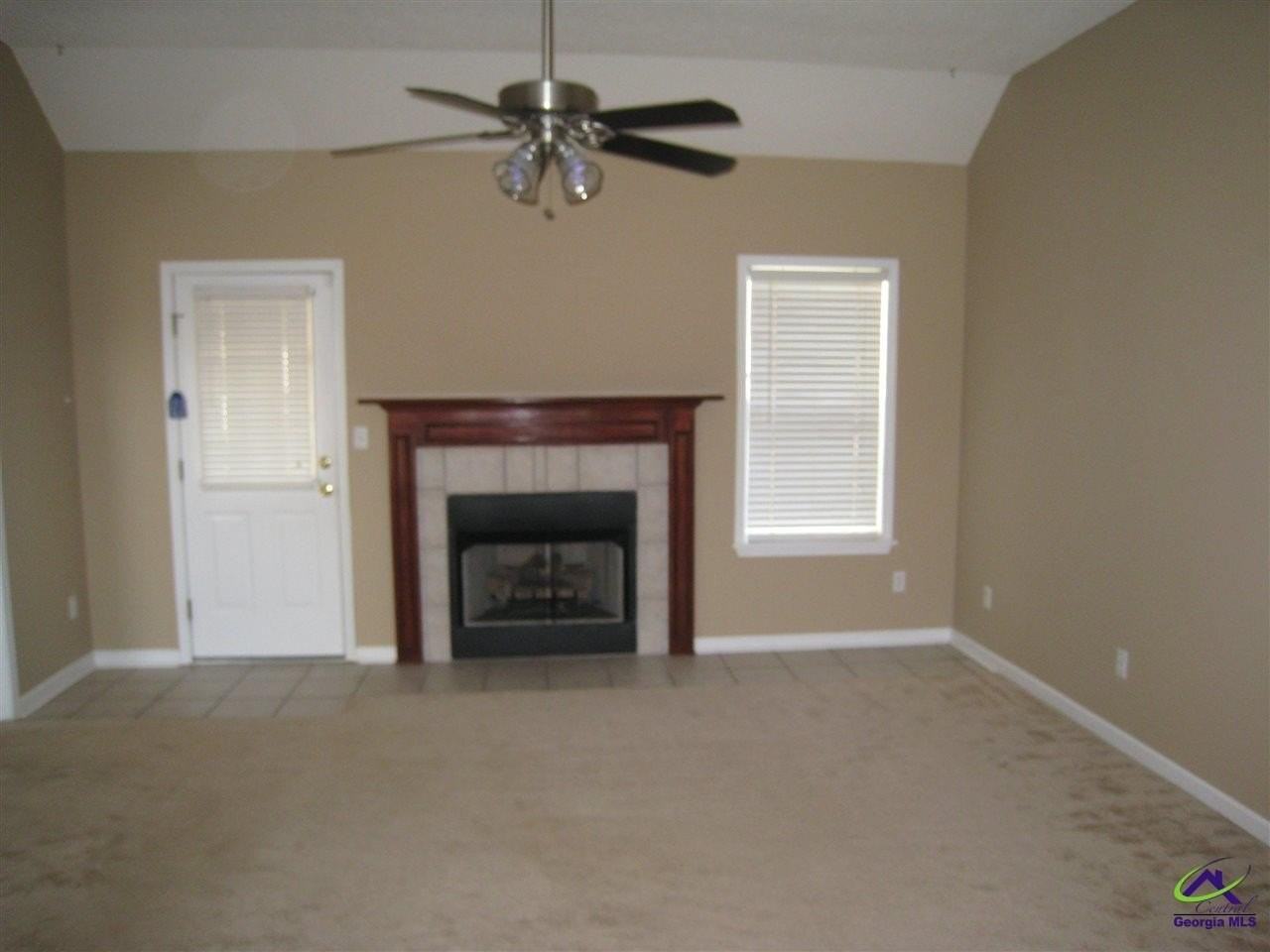 101 Trevore Ct - Photo 2 of 10