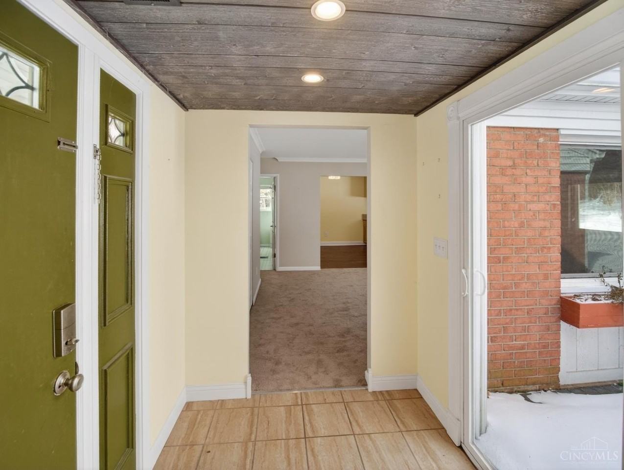 1739 Grandle Ct - Photo 3 of 27