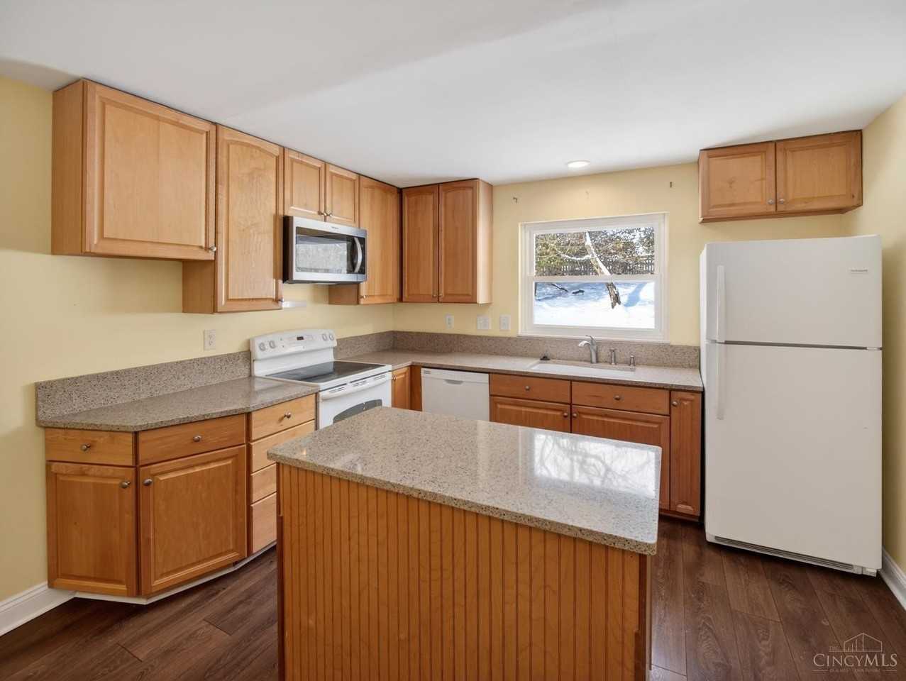 1739 Grandle Ct - Photo 6 of 27