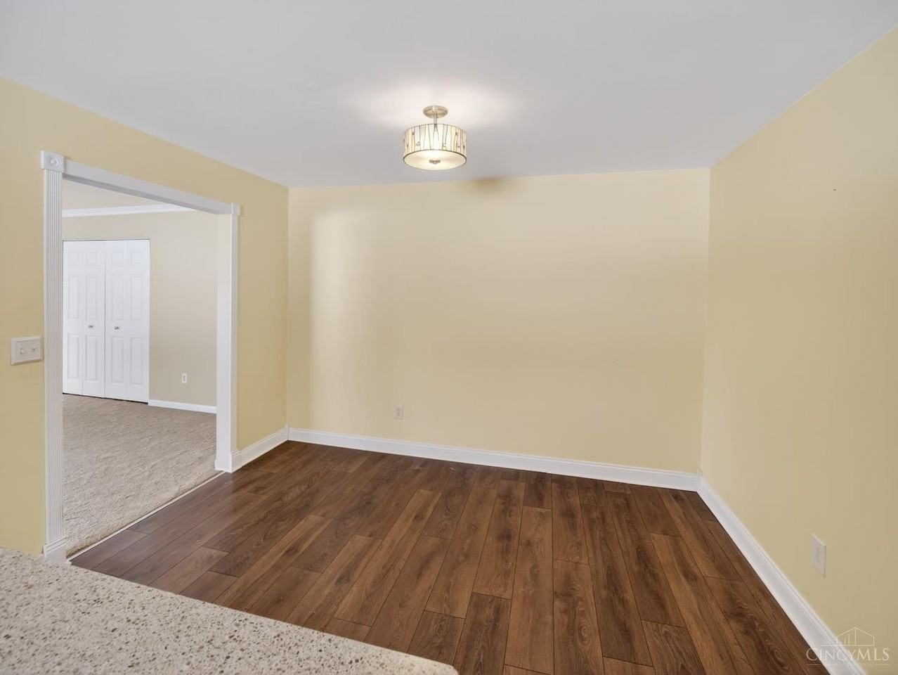 1739 Grandle Ct - Photo 7 of 27