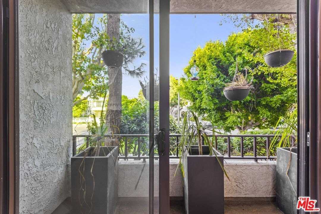 8110 Manitoba St Apt 114 #114 - Photo 7 of 27