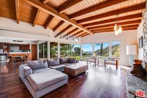 featured image of 2431 Carman Crest Dr