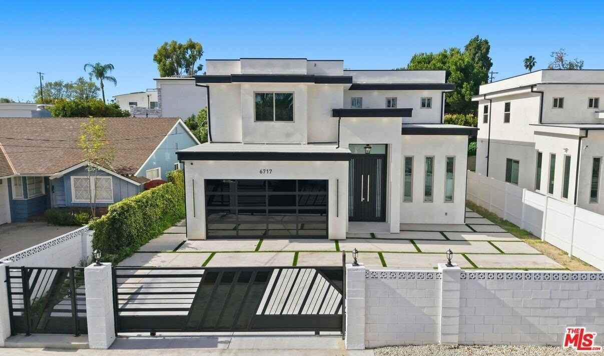 6717 Sunnyslope Ave - Photo 4 of 47