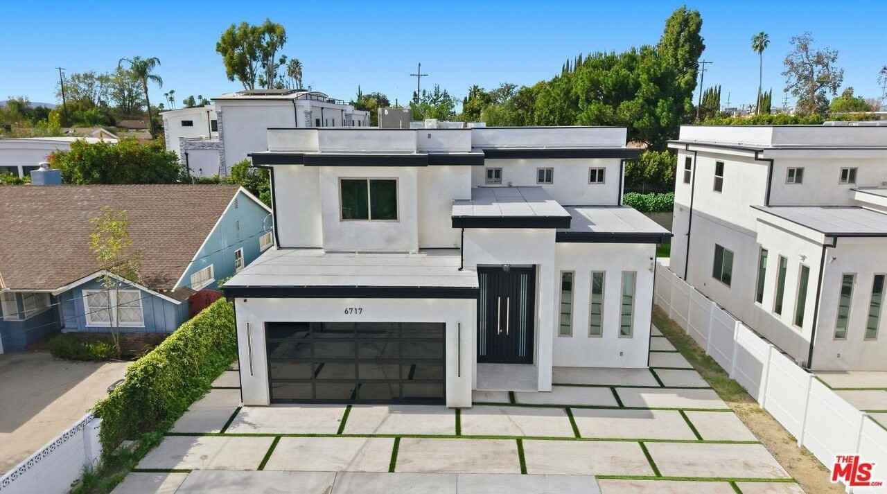 6717 Sunnyslope Ave - Photo 7 of 47