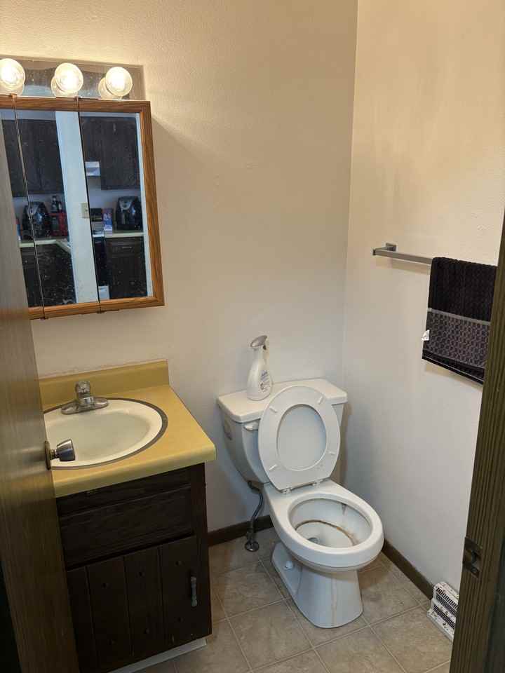 University Ave 6424 - Photo 6 of 9