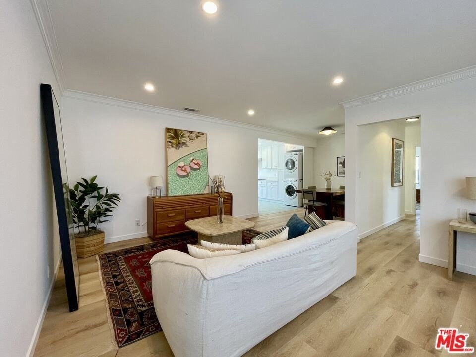 4906 St Elmo Dr - Photo 4 of 12