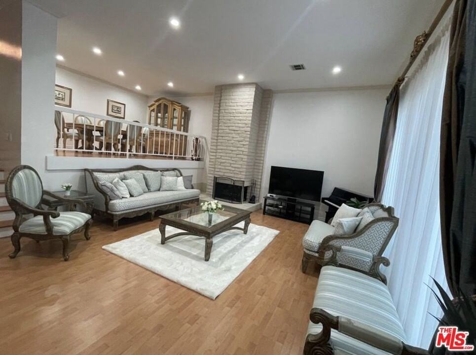 5271 Newcastle Ave Unit 1 #1 - Photo 2 of 21