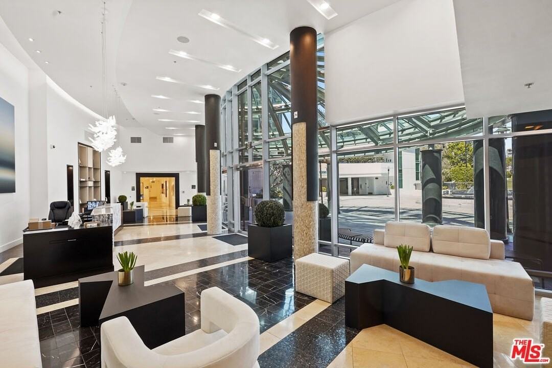 3141 Michelson Dr Unit 1506 #1506 - Photo 4 of 49