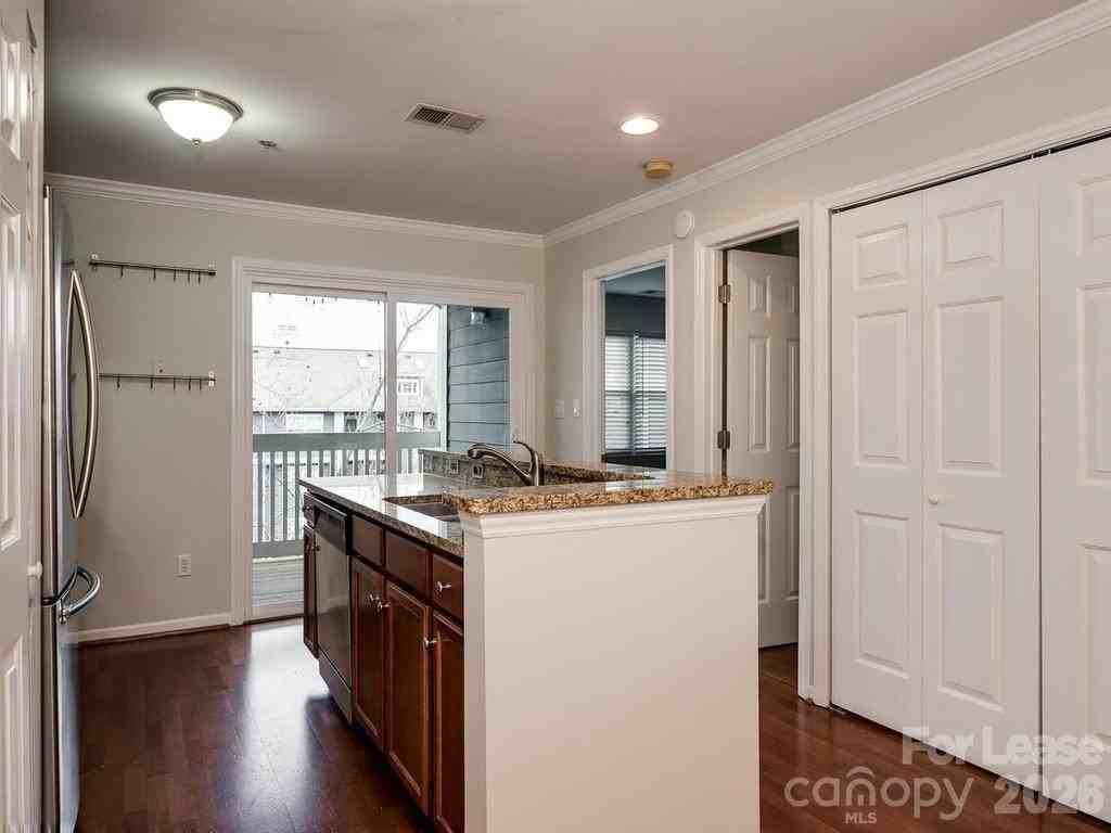 424 Mather Green Ave Apt L #L - Photo 3 of 19