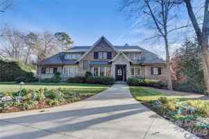 featured image of 4015 Arborway