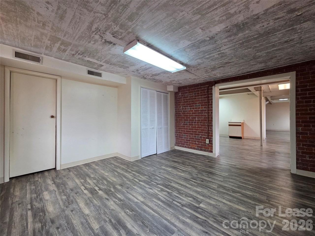 203 Liberty St W Ste 2w #2W - Photo 3 of 16