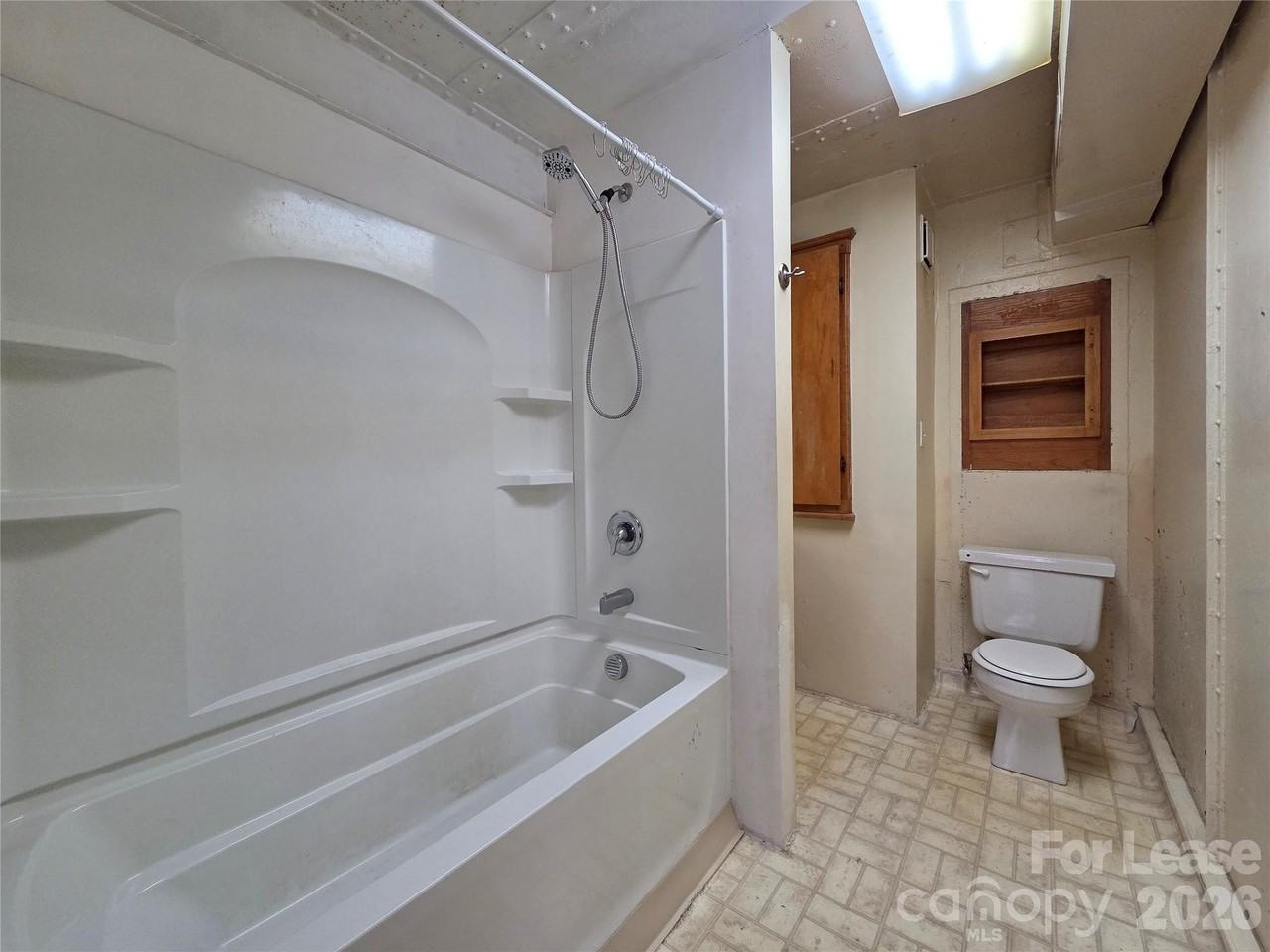 203 Liberty St W Ste 2w #2W - Photo 7 of 16