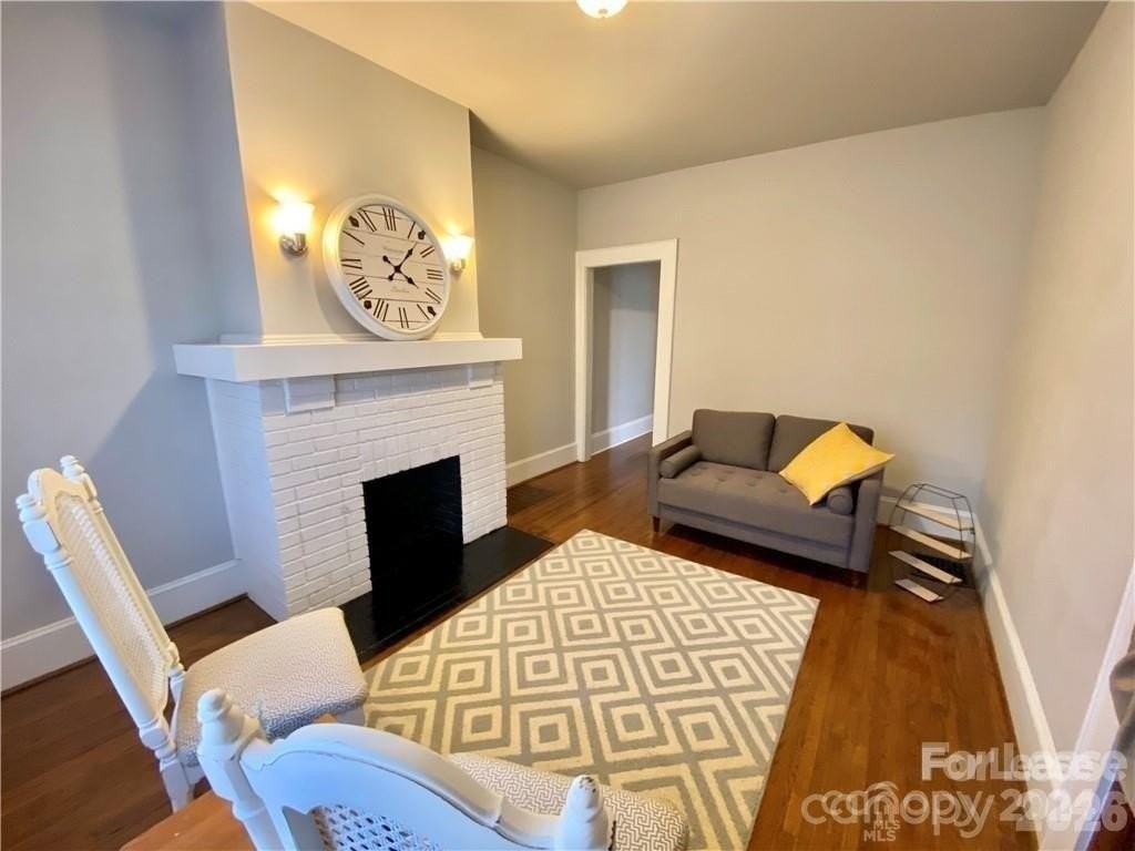 1817 Thomas Ave - Photo 3 of 15