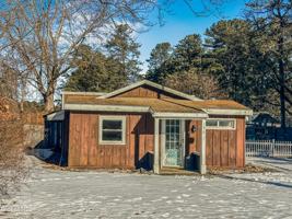 featured image of 196 Luzerne Rd