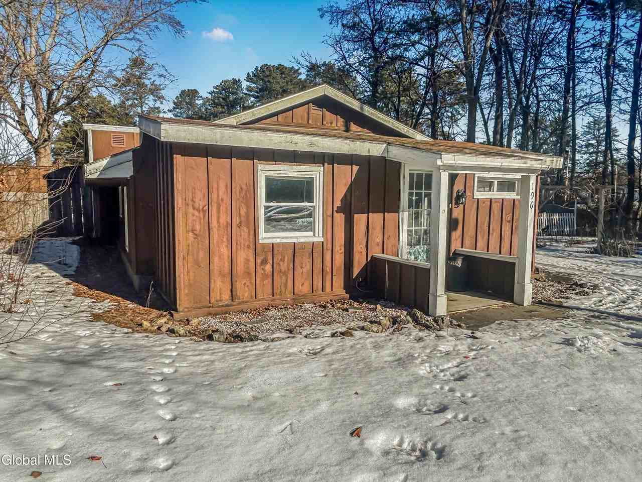 196 Luzerne Rd - Photo 2 of 31