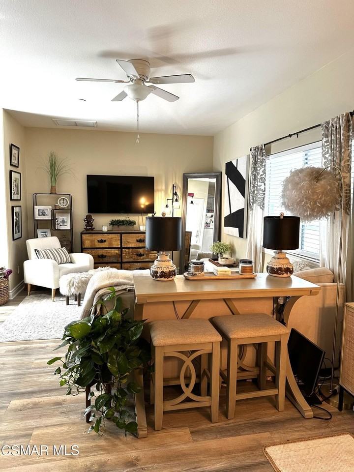 1226 Aster St - Photo 6 of 15