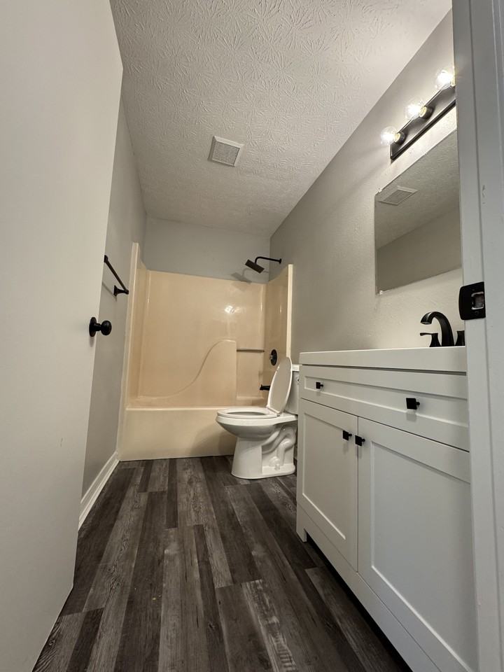 4225 Jason Road - Photo 5 of 20