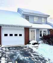 219 Birchtree Ln - Photo 1 of 1