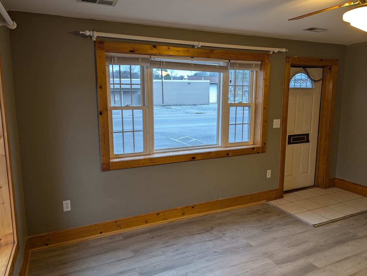 1411 West G Street - Photo 3 of 16