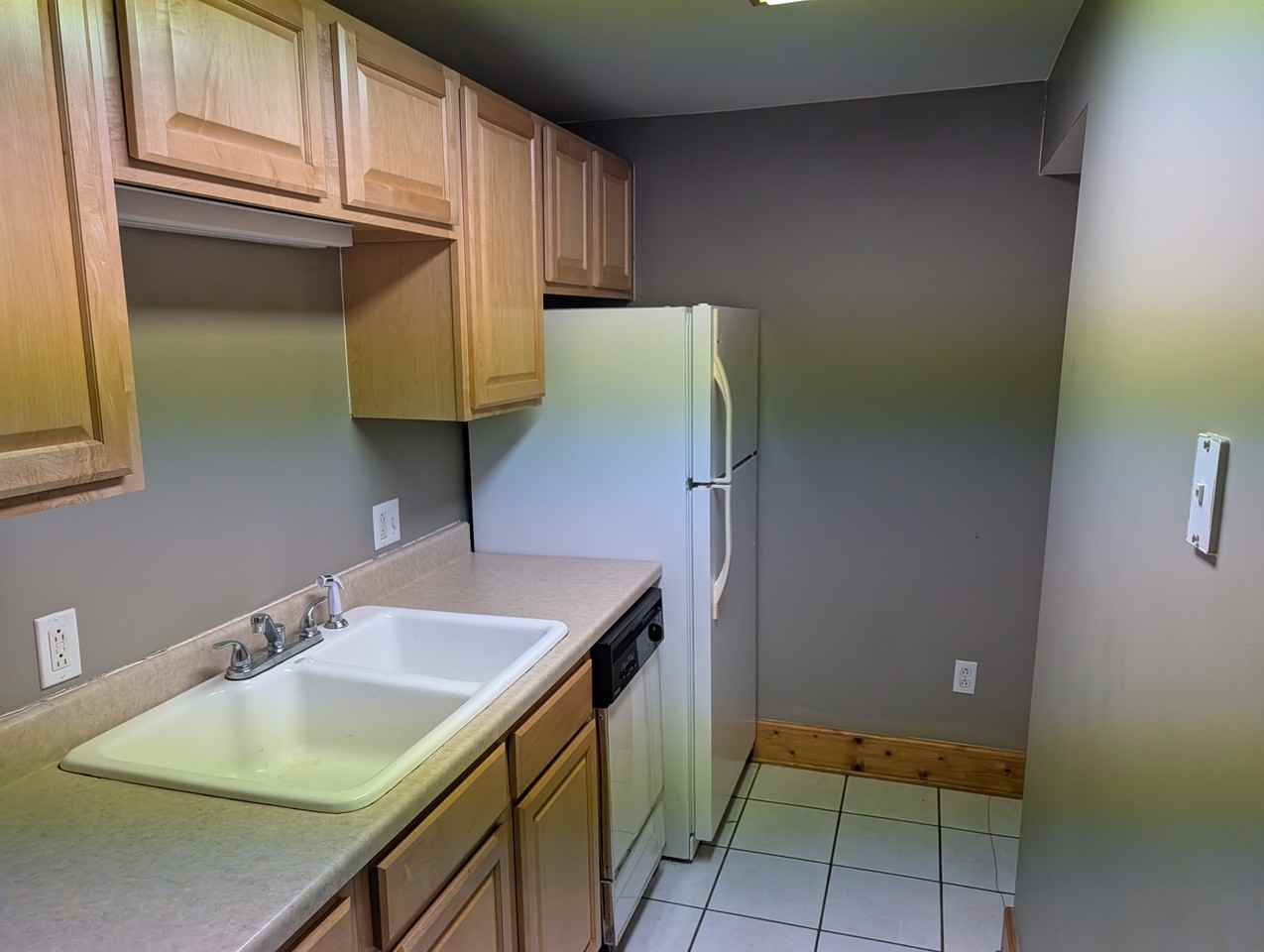 1411 West G Street - Photo 5 of 16