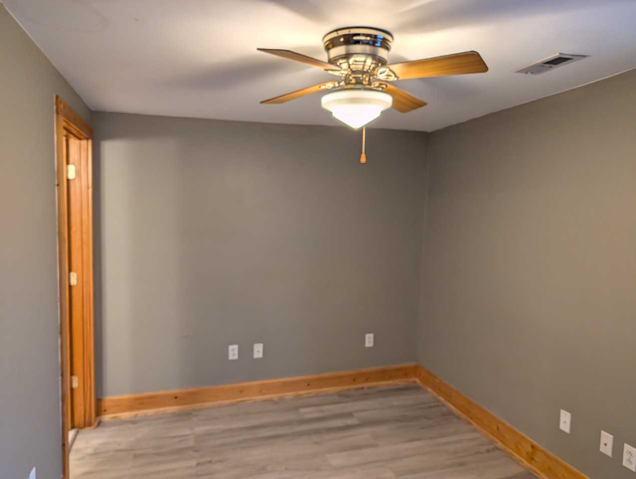 1411 West G Street - Photo 6 of 16