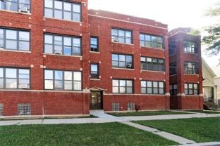 Drake - Photo 1 of 1