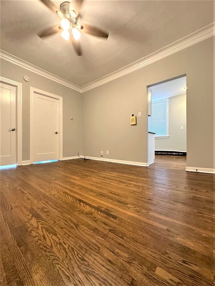 Drake - Photo 5 of 19