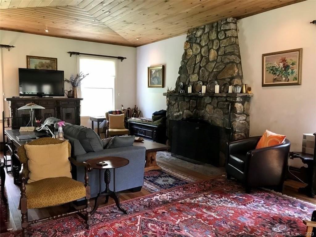 1 Hall Rd - Photo 2 of 15