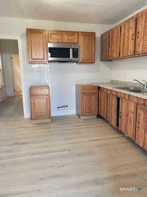 649 bridgeoort Avenue - Photo 6 of 6