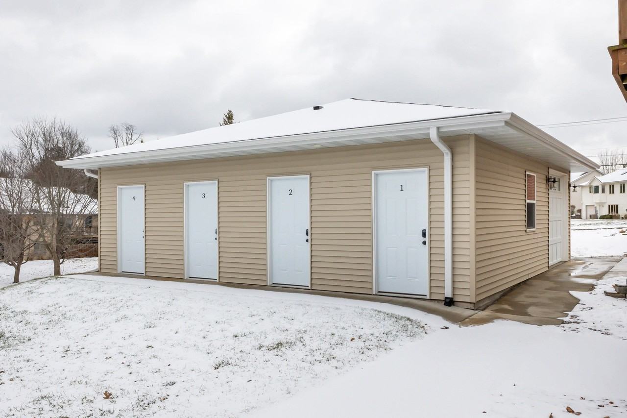 750 Duggan Dr - Photo 5 of 26