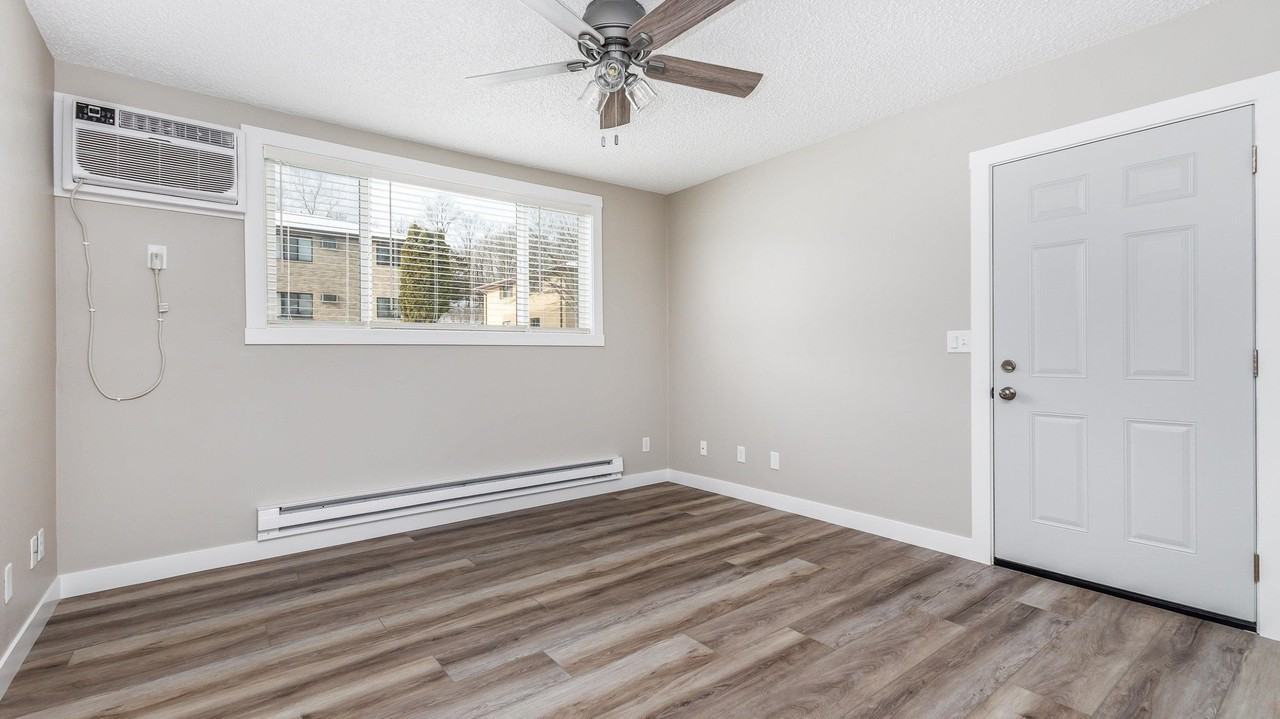 750 Duggan Dr - Photo 7 of 26