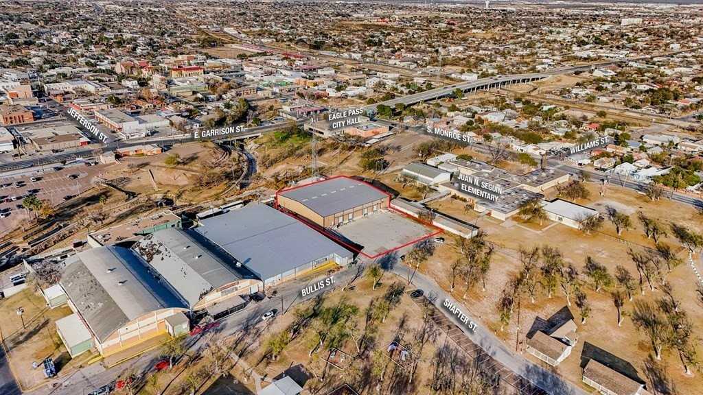 367 Bullis - Photo 5 of 11